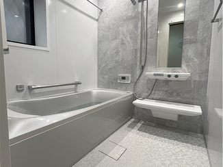 バスルームリフォーム 温泉のような心地よさに包まれるリラックスバスルーム